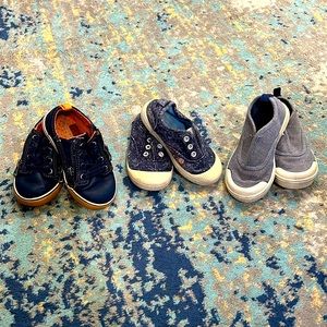 Size 7 toddler shoes (3 pairs)